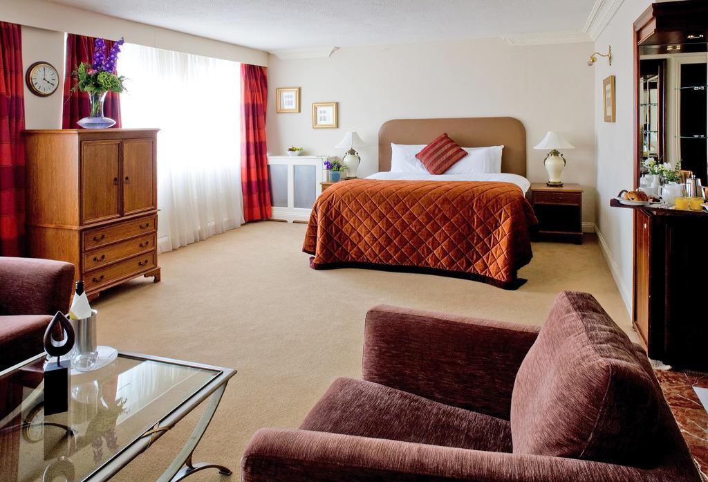 Clyde court hotsell hotel