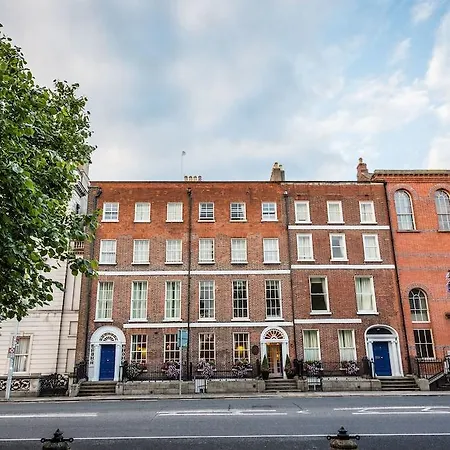 Stauntons On The 3* Dublin