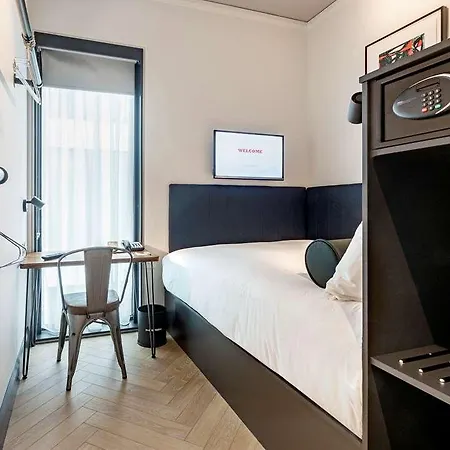 The Hendrick Smithfield 4*