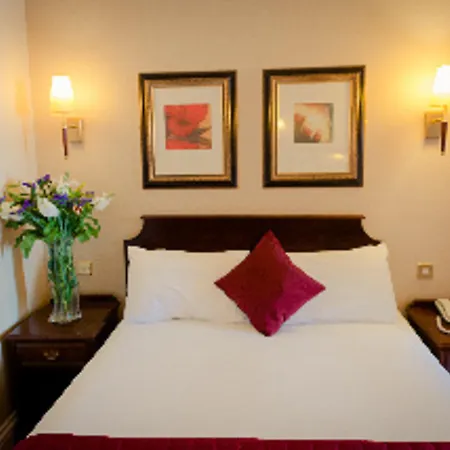 Albany House 3* Dublin