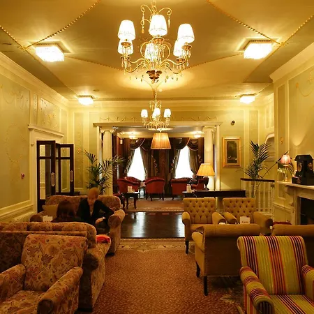 Hotel Buswells 3*