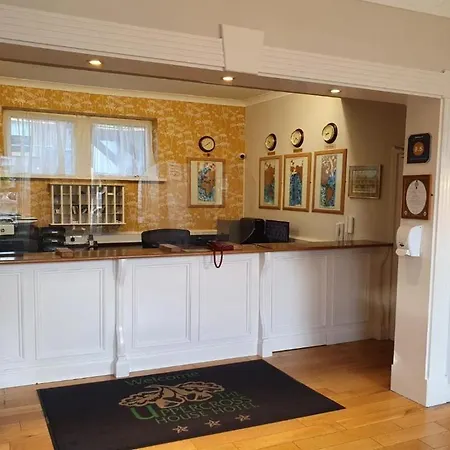 Uppercross House Otel