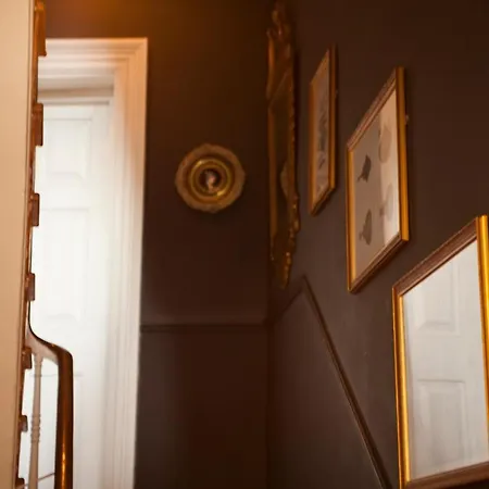 Guest house The Historical Harcourt Dublin
