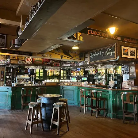 The Ferryman Townhouse فندق 2*