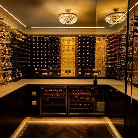 卡斯蒂斯酒店 酒店 4*