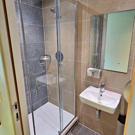 Hostal Clink I Lar Dublín