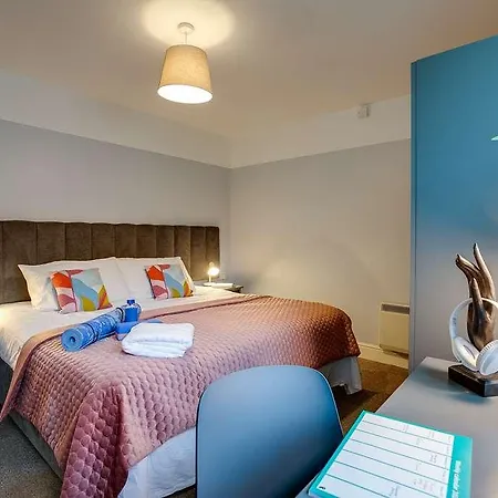 Hotel Griffith Halls Of *