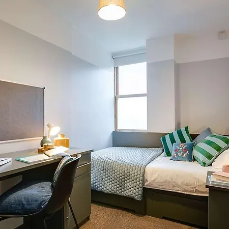 Griffith Halls Of Hotel *