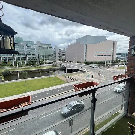 Apartament Stylish Flat With River View