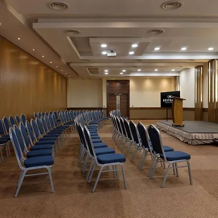 Hotel Hilton Dublin Airport 4*