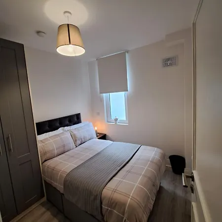 Apartment Near Trinity College