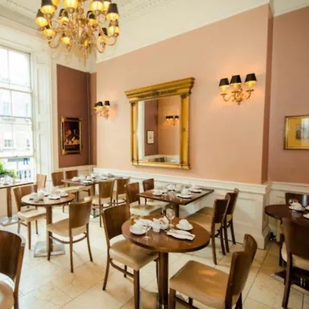 Hotel Albany House 3*