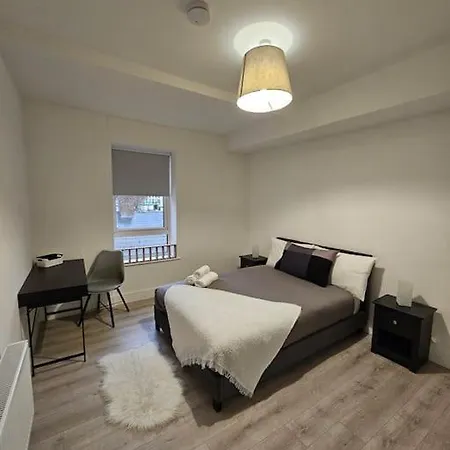 Apartmán Spacious And Cosy House