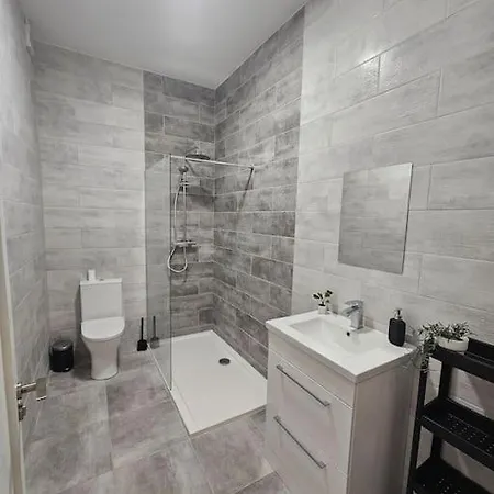 Spacious And Cosy House Apartmán *