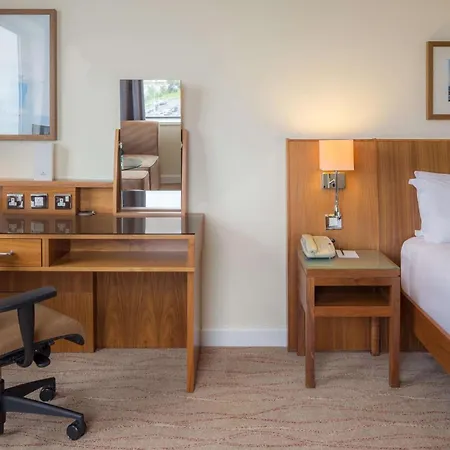 Hilton Dublin Airport 4*