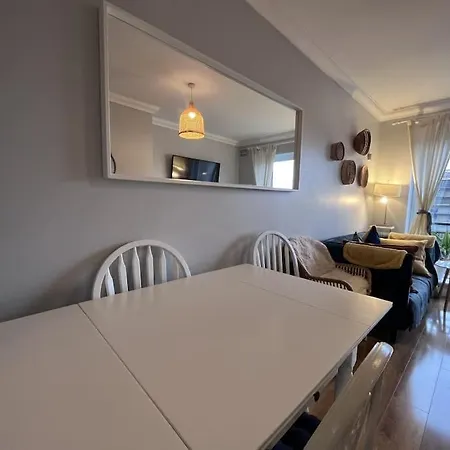 Lägenhet Riverside South 2 Bedroom