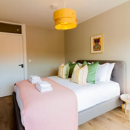 Апартаменты Guestready - Encantando O 2br No Newmarket Hall Дублин
