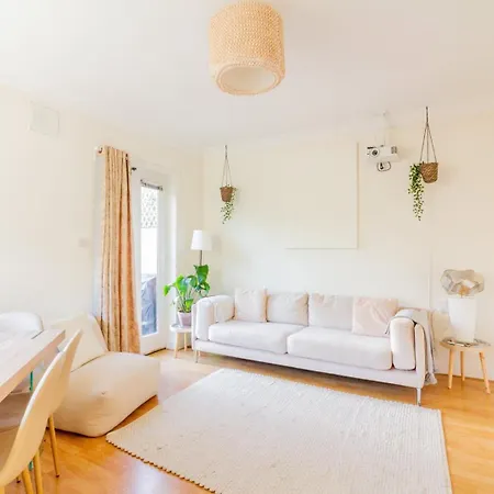 Gasthof Guestready - Tranquil Retreat In Chapelizod Dublin