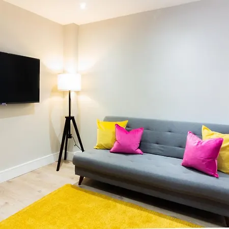Апартаменты Guestready - Encantando O 2br No Newmarket Hall