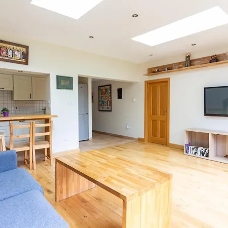 Guestready - Glasnevin Charm Near Dcu *