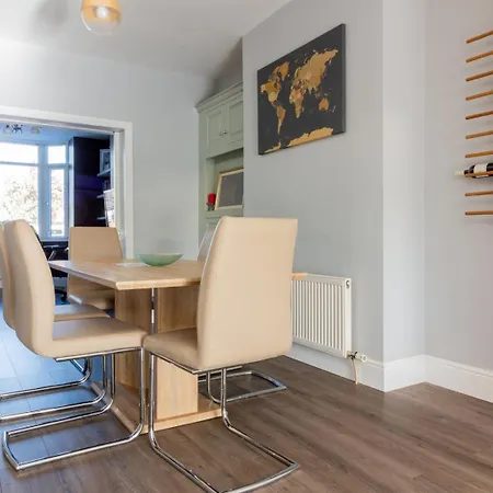 Guest house Guestready - Restful In Drimnagh *