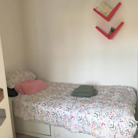 Spacious 3 Bed Townhouse In 12 아파트 *