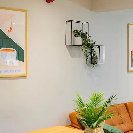 The Large Group House -sleeps 21 Дом отдыха Дублин