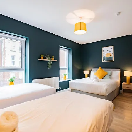 The Large Group House -sleeps 21 Дублин