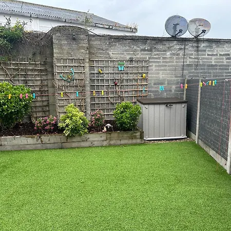 Apartament The Artane Self Catering *