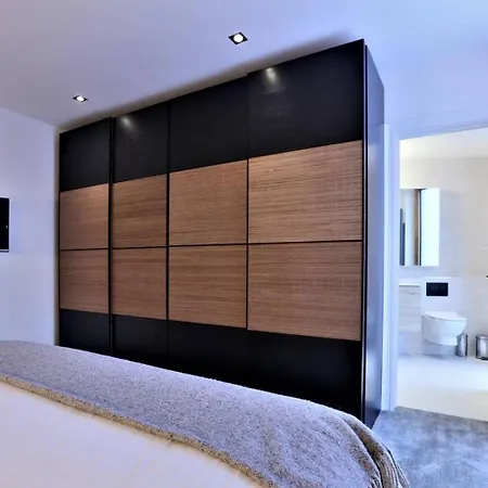 Apartamento Deeni Place *