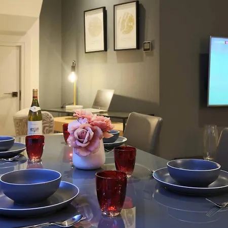 Apartamento Deeni Place *