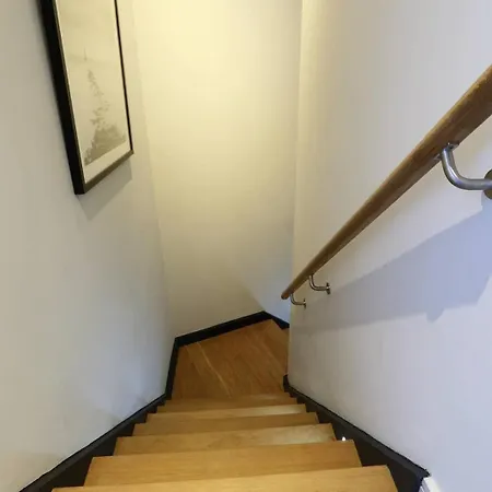 Apartamento Deeni Place Dublín