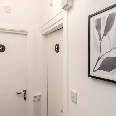 Bed & Breakfast Talbot Street *