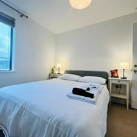 Privat bolig Luxurious Entire With Grand Living Space And Panoramic Balcony Views Dublin