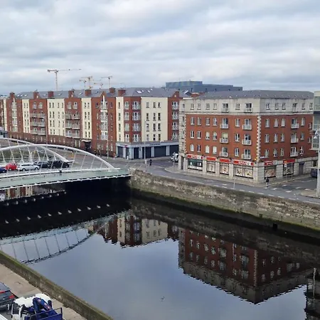 Riverside Duplex Walk To Temple Bar & Guinness's Appartamento Dublino