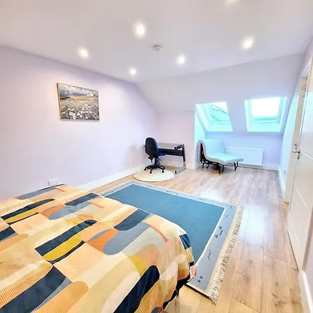 4-bed House Close To Airport, & Beaches * ダブリン