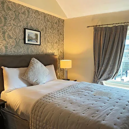 Fitzwilliam Townhouse
