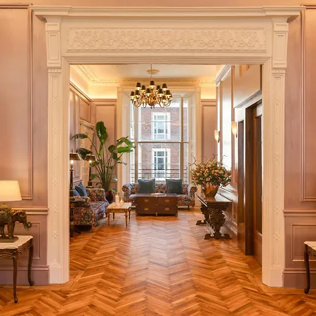 Albany House Hotel 3*
