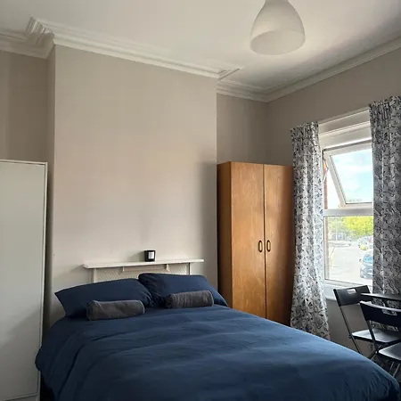 Superb Triple Near Croke Park - 2 Casa de hóspedes Dublin