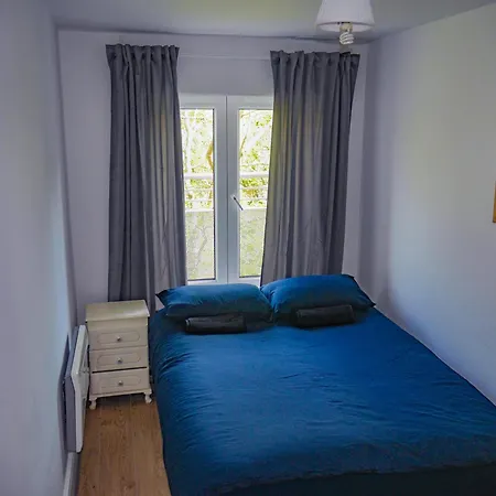 Comfortable 2-bedroom Near Airport Apartamento