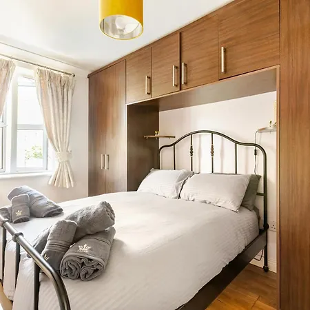 Appartamento Modern Stylish With Free Parking Dublino