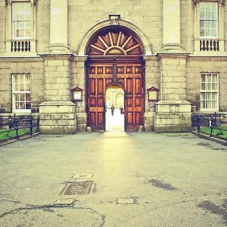 Temple Bar Townhouse Hotell 2*