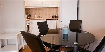 Amberley House By Thekeycollections Lägenhetshotell 3*