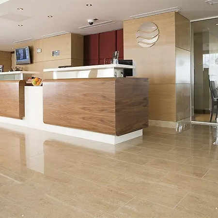 Hotel The Address