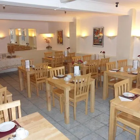 Leeson Downtown Otel 2*