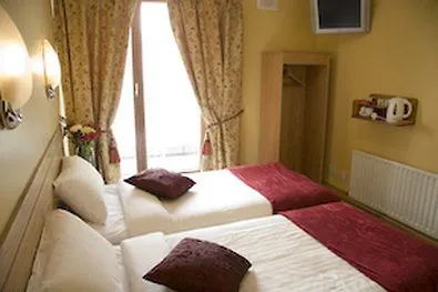The Glen بيت ضيافة 2*