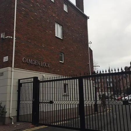 Docklands Self Catering * 都柏林