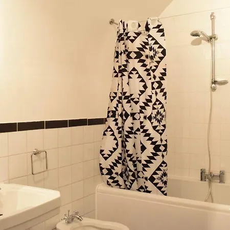 Lejlighed 1 Bedroom In Centre Location
