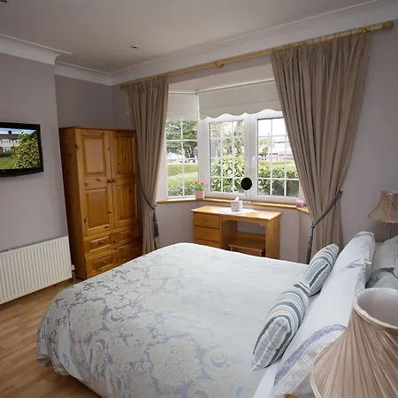 Almanii Bed & Breakfast 3*