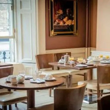 Hotel Albany House 3*